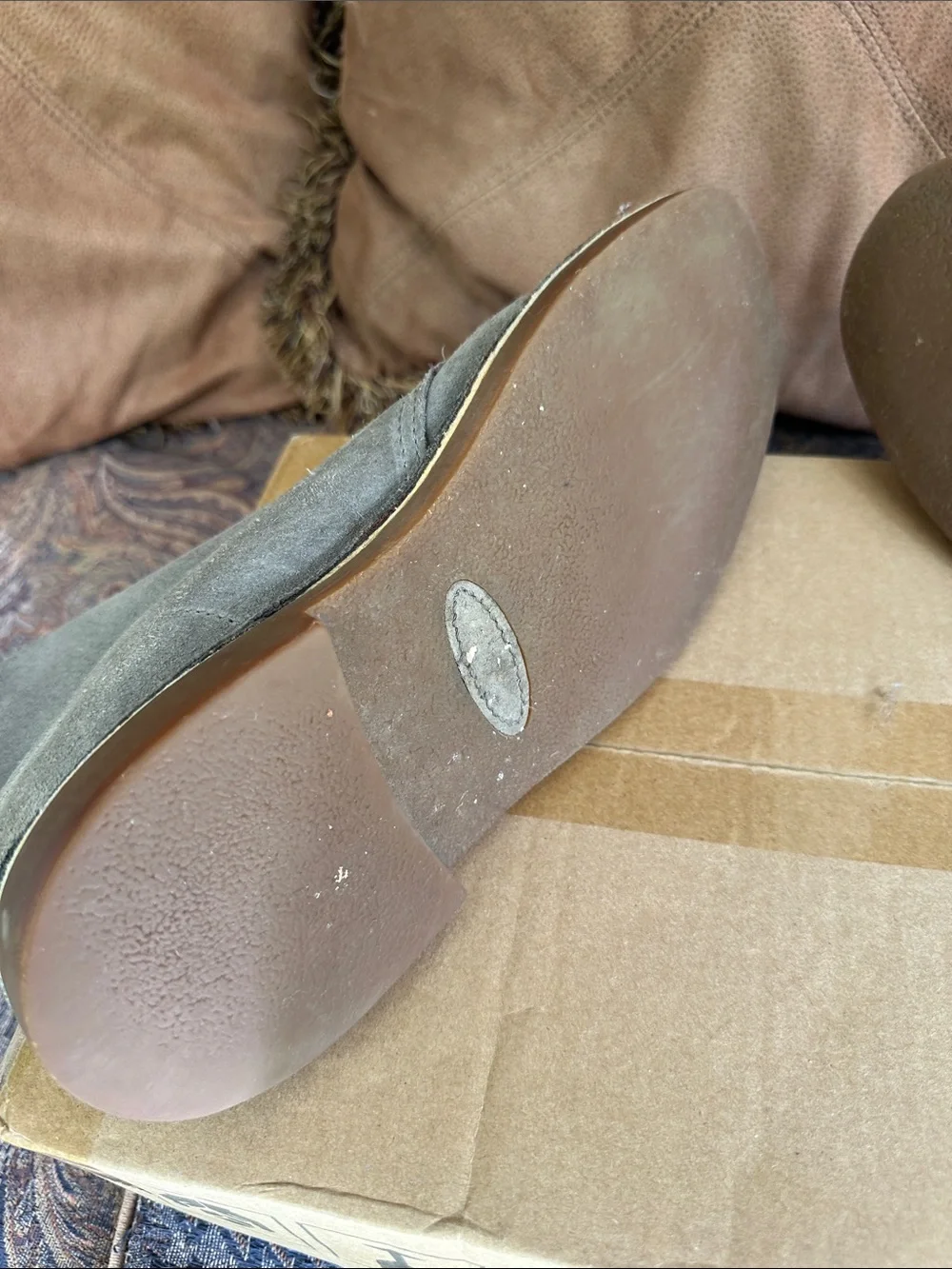 Clarks Men's Suede Chukka Boots in Olive Green